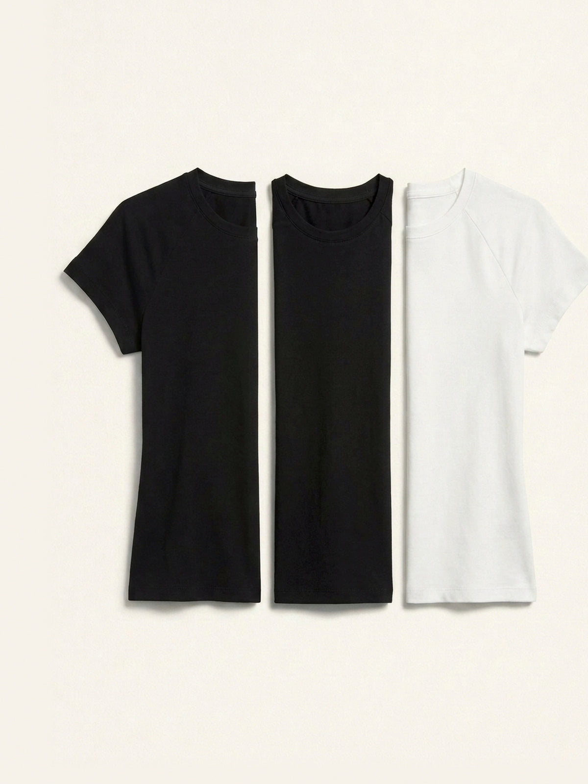 3x Fitted Tee Bundle (Woman) - Black + 2 Colours
