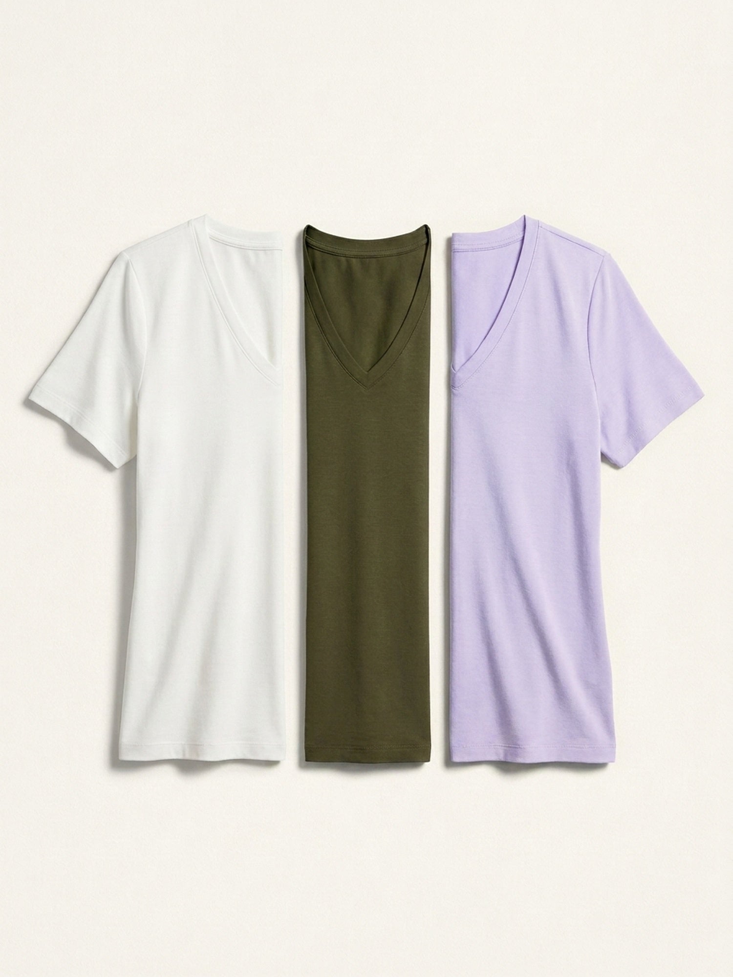 3x V Neck Short Sleeve Bundle (Woman) - White + 2 Colours