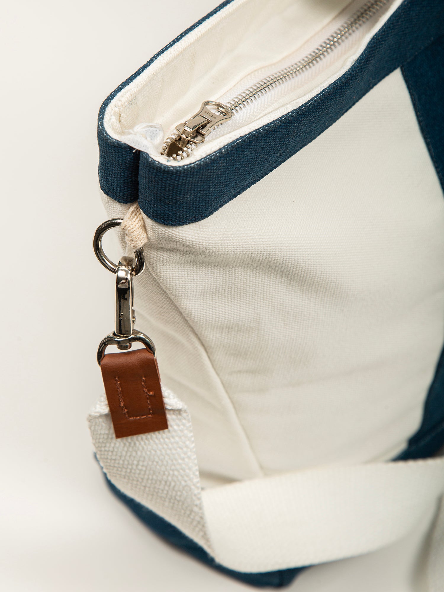 The Better Tote - Contrast Handle