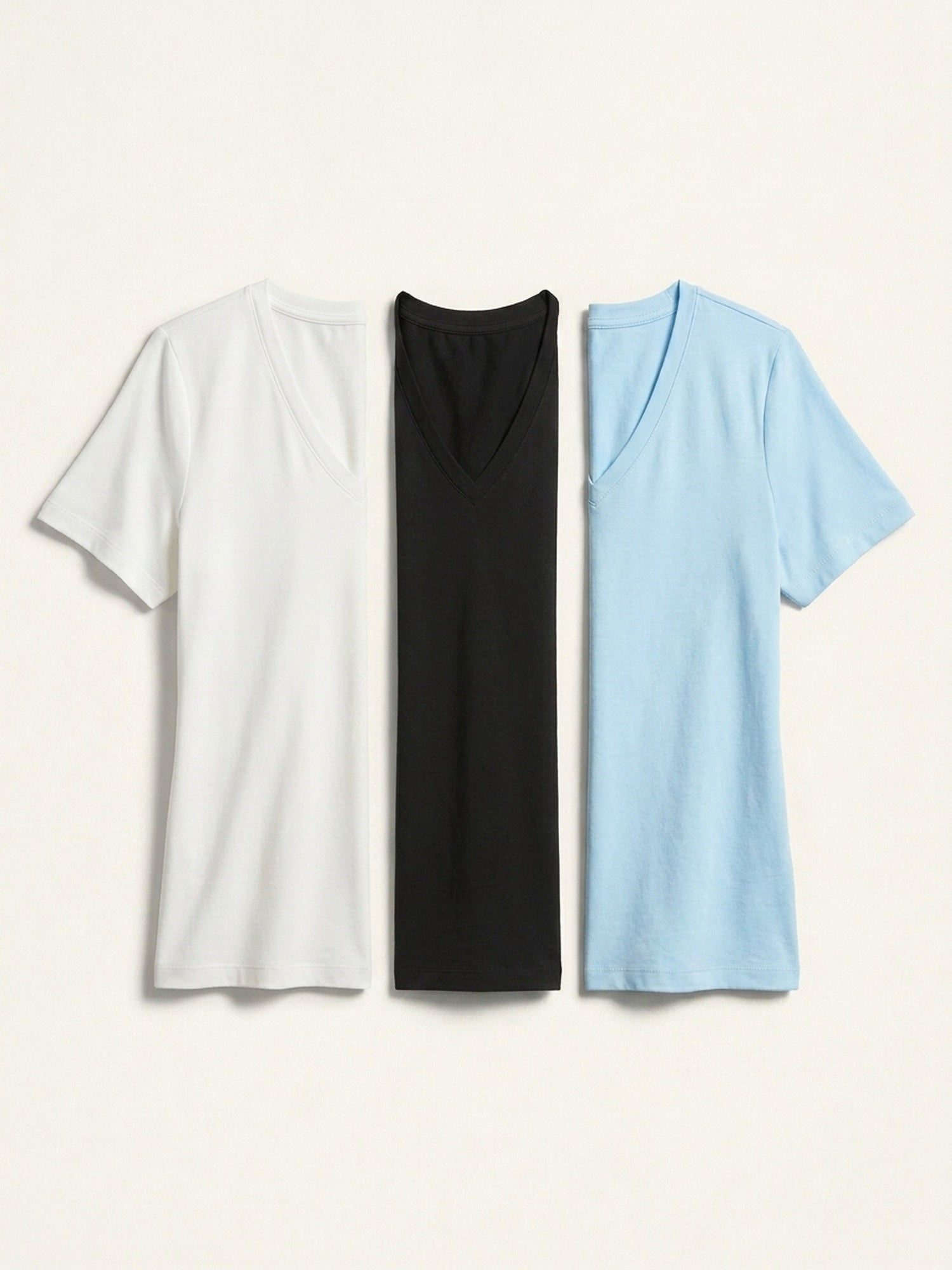 3x V Neck Short Sleeve Bundle (Woman) - White + 2 Colours