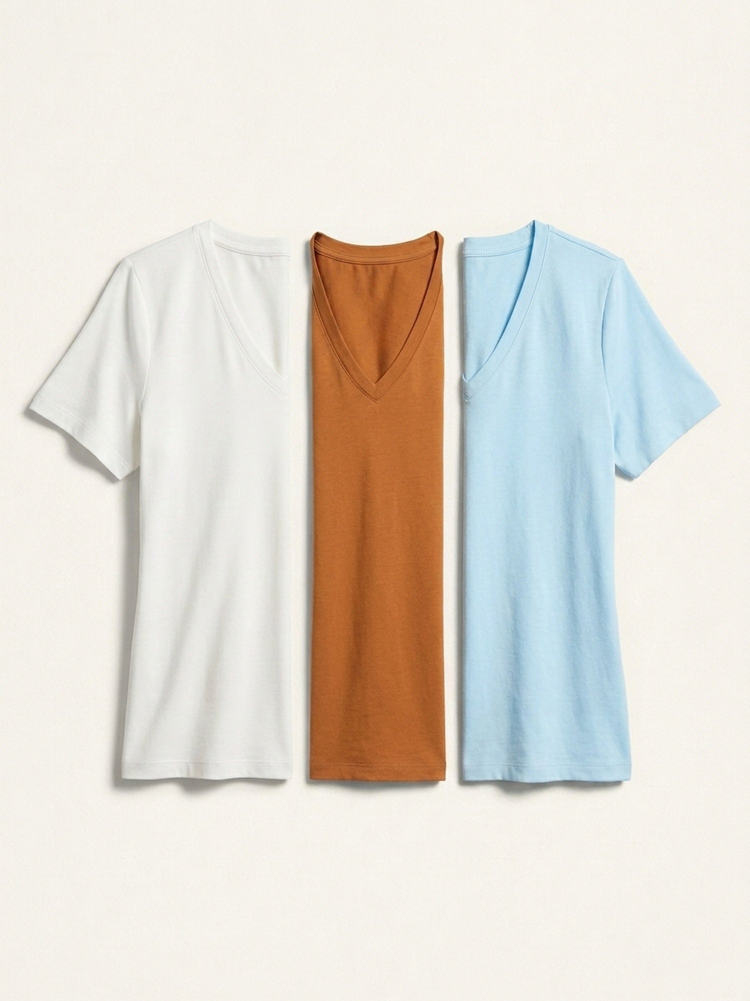 3x V Neck Short Sleeve Bundle (Woman) - White + 2 Colours