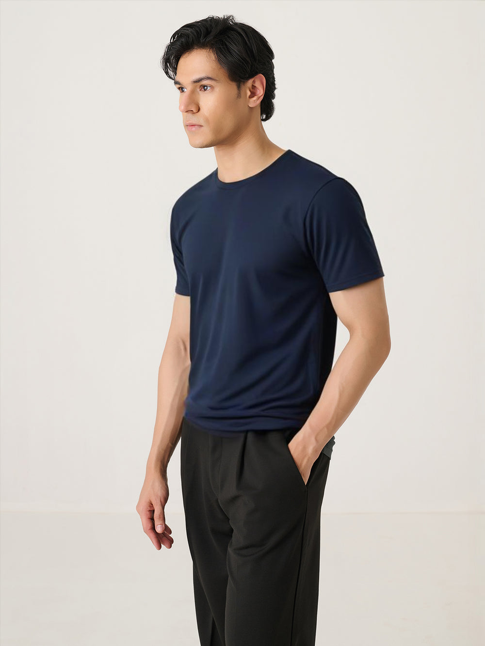 Slim Fit Stretch in Navy - front view on model