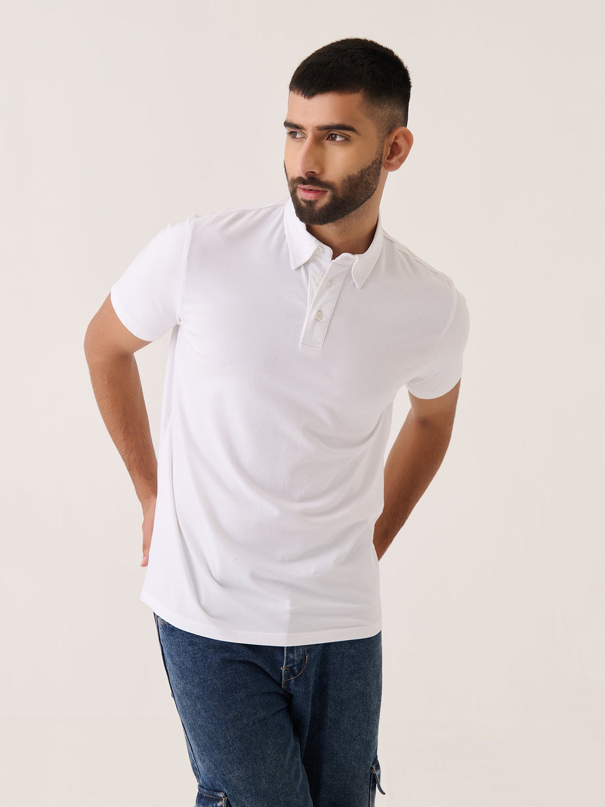 Short Sleeve Polo in White - close-up detail