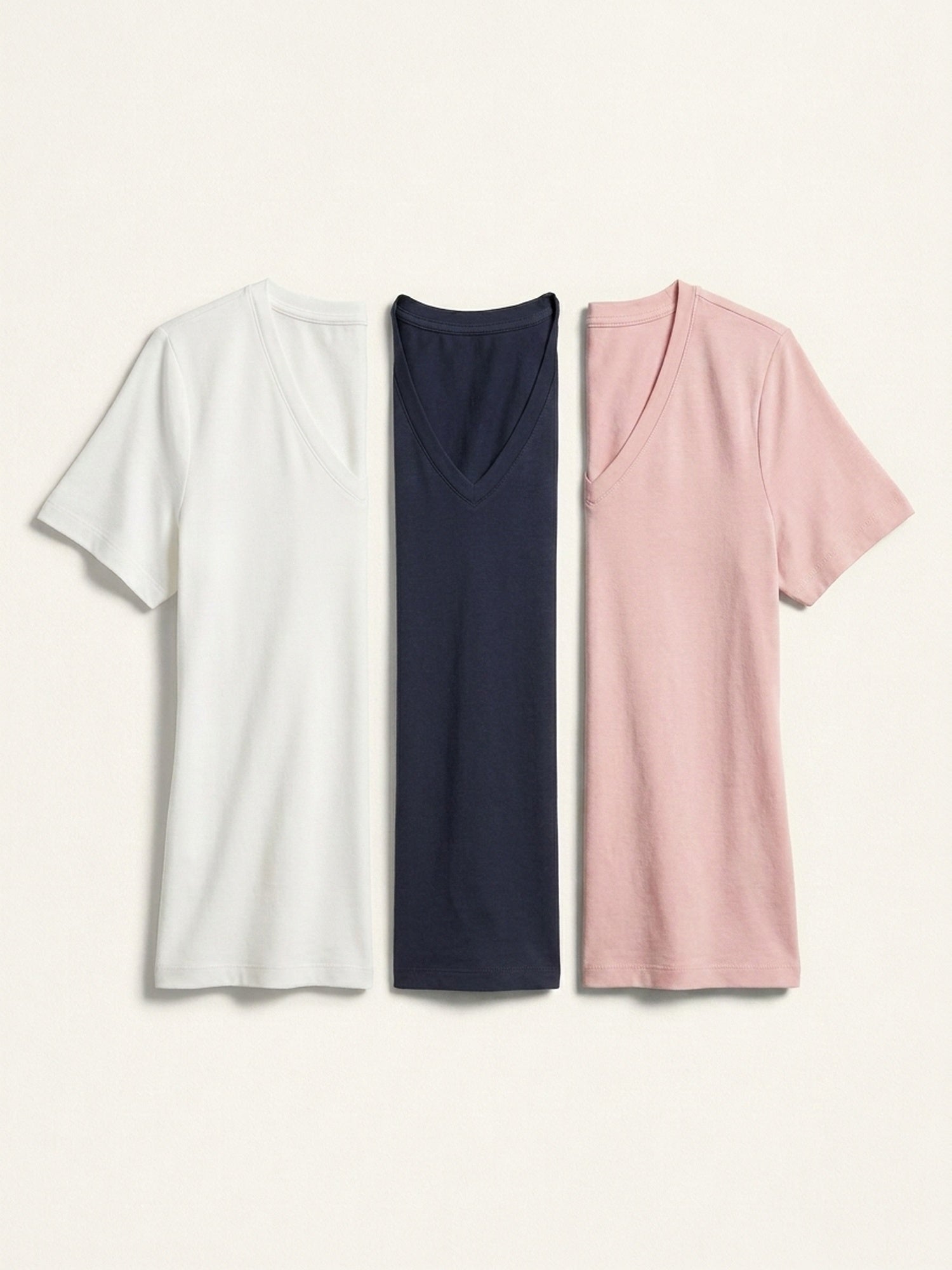 3x V Neck Short Sleeve Bundle (Woman) - White + 2 Colours